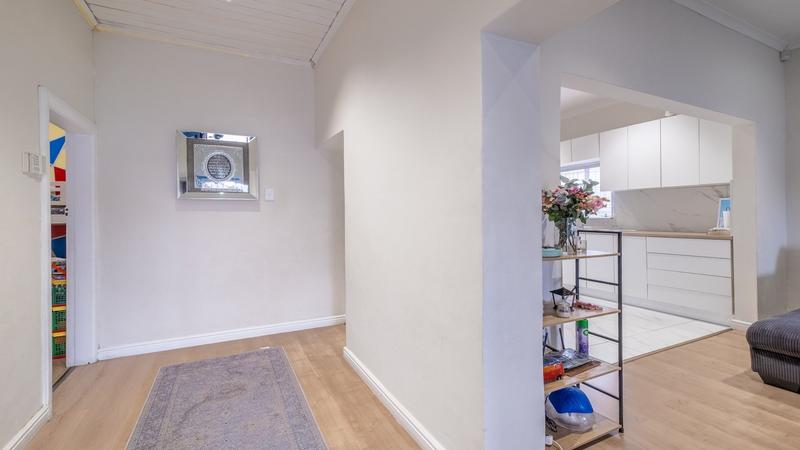 3 Bedroom Property for Sale in Glenlilly Western Cape